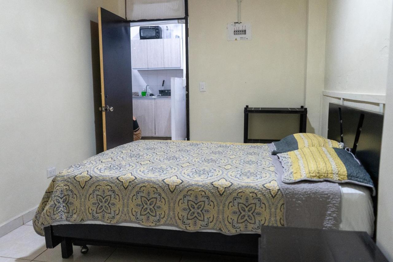 Hostal Real Hostelサレント エクステリア 写真